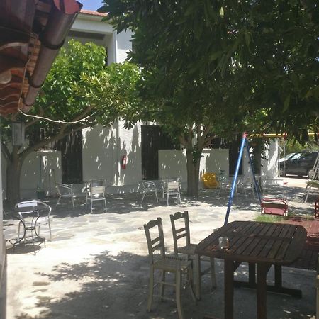 Yfantis Sakis Apartment'S Ερατεινή Εξωτερικό φωτογραφία