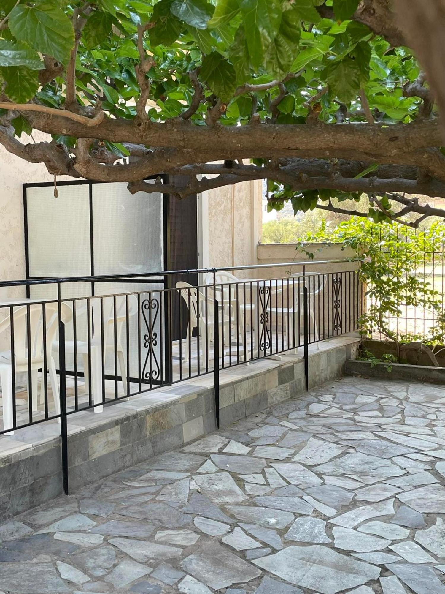 Yfantis Sakis Apartment'S Ερατεινή Εξωτερικό φωτογραφία